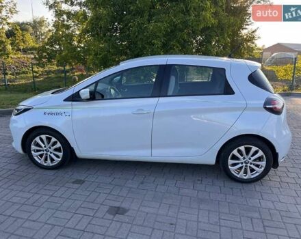 Белый Рено Зое, объемом двигателя 0 л и пробегом 122 тыс. км за 11800 $, фото 21 на Automoto.ua