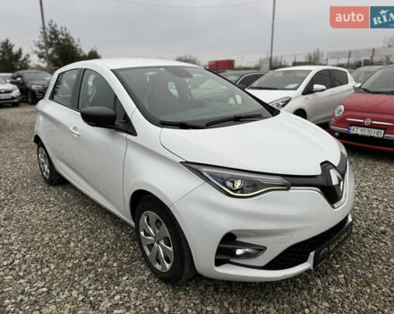 Белый Рено Зое, объемом двигателя 0 л и пробегом 74 тыс. км за 12300 $, фото 1 на Automoto.ua