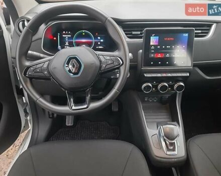 Белый Рено Зое, объемом двигателя 0 л и пробегом 123 тыс. км за 10999 $, фото 20 на Automoto.ua