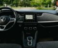 Белый Рено Зое, объемом двигателя 0 л и пробегом 36 тыс. км за 14200 $, фото 19 на Automoto.ua