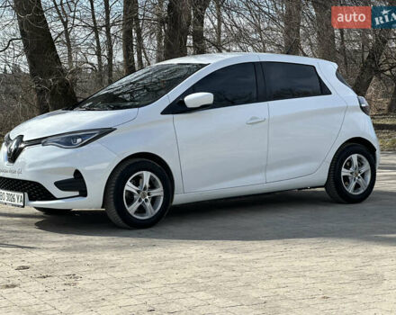 Белый Рено Зое, объемом двигателя 0 л и пробегом 25 тыс. км за 12300 $, фото 2 на Automoto.ua