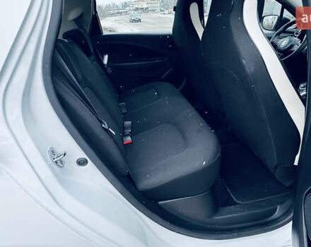 Білий Рено Зое, об'ємом двигуна 0 л та пробігом 59 тис. км за 12800 $, фото 31 на Automoto.ua