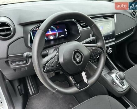 Білий Рено Зое, об'ємом двигуна 0 л та пробігом 49 тис. км за 12500 $, фото 20 на Automoto.ua