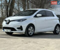 Белый Рено Зое, объемом двигателя 0 л и пробегом 25 тыс. км за 12300 $, фото 1 на Automoto.ua