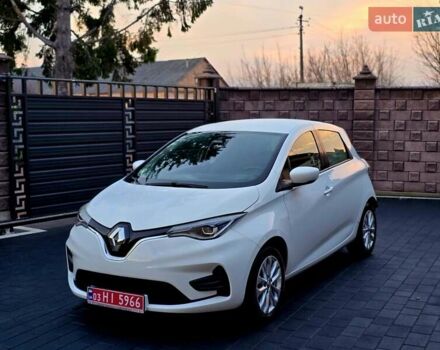 Белый Рено Зое, объемом двигателя 0 л и пробегом 16 тыс. км за 12999 $, фото 23 на Automoto.ua
