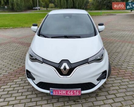 Белый Рено Зое, объемом двигателя 0 л и пробегом 92 тыс. км за 13600 $, фото 4 на Automoto.ua
