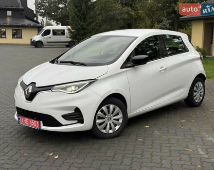Белый Рено Зое, объемом двигателя 0 л и пробегом 80 тыс. км за 12450 $, фото 11 на Automoto.ua