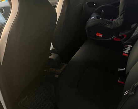 Білий Рено Зое, об'ємом двигуна 0 л та пробігом 33 тис. км за 12800 $, фото 6 на Automoto.ua