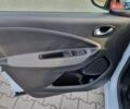 Белый Рено Зое, объемом двигателя 0 л и пробегом 34 тыс. км за 12250 $, фото 18 на Automoto.ua