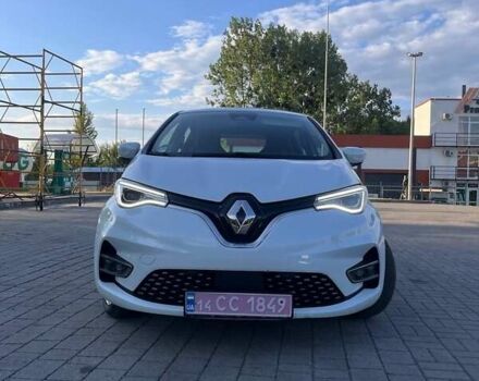 Белый Рено Зое, объемом двигателя 0 л и пробегом 122 тыс. км за 11850 $, фото 1 на Automoto.ua