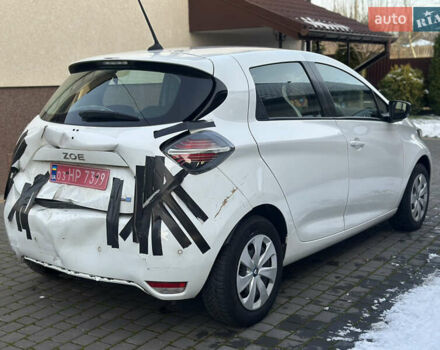 Білий Рено Зое, об'ємом двигуна 0 л та пробігом 37 тис. км за 9600 $, фото 6 на Automoto.ua