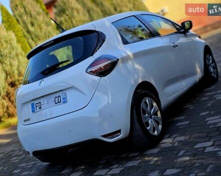 Белый Рено Зое, объемом двигателя 0 л и пробегом 57 тыс. км за 12700 $, фото 8 на Automoto.ua