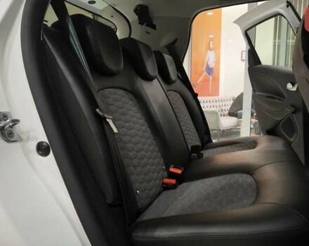 Белый Рено Зое, объемом двигателя 0 л и пробегом 23 тыс. км за 14900 $, фото 15 на Automoto.ua