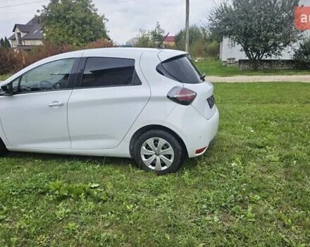 Белый Рено Зое, объемом двигателя 0 л и пробегом 51 тыс. км за 13300 $, фото 7 на Automoto.ua