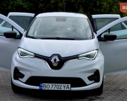 Белый Рено Зое, объемом двигателя 0 л и пробегом 151 тыс. км за 11000 $, фото 14 на Automoto.ua