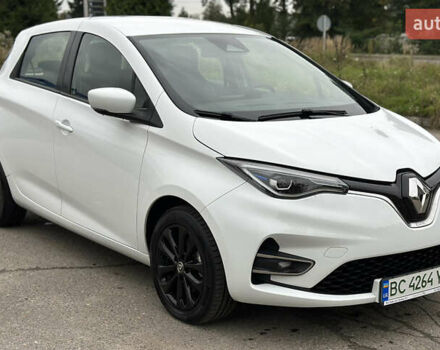 Белый Рено Зое, объемом двигателя 0 л и пробегом 51 тыс. км за 13200 $, фото 2 на Automoto.ua