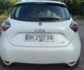 Белый Рено Зое, объемом двигателя 0 л и пробегом 72 тыс. км за 11500 $, фото 13 на Automoto.ua
