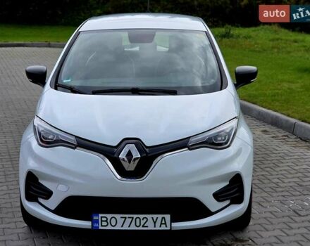 Белый Рено Зое, объемом двигателя 0 л и пробегом 151 тыс. км за 11000 $, фото 13 на Automoto.ua