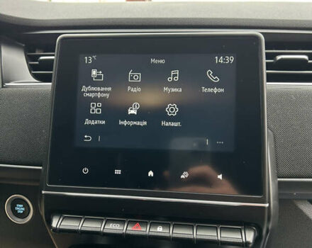 Білий Рено Зое, об'ємом двигуна 0 л та пробігом 95 тис. км за 11999 $, фото 62 на Automoto.ua