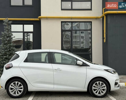 Белый Рено Зое, объемом двигателя 0 л и пробегом 52 тыс. км за 12999 $, фото 9 на Automoto.ua