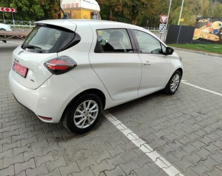 Белый Рено Зое, объемом двигателя 0 л и пробегом 38 тыс. км за 11750 $, фото 3 на Automoto.ua