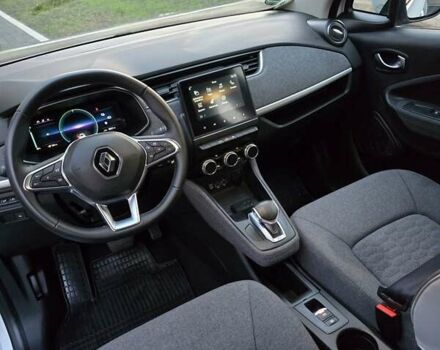 Белый Рено Зое, объемом двигателя 0 л и пробегом 16 тыс. км за 12999 $, фото 37 на Automoto.ua