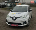 Белый Рено Зое, объемом двигателя 0 л и пробегом 43 тыс. км за 8800 $, фото 2 на Automoto.ua