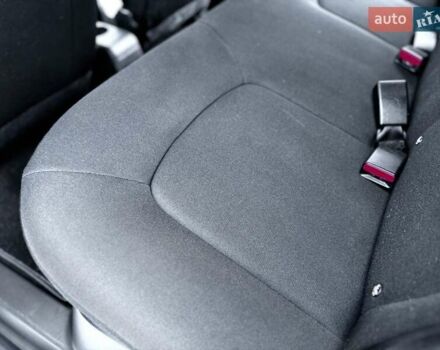 Рено Зое 2021 в Дрогобыче на Automoto.ua Белый Рено Зое, объемом двигателя 0 л и пробегом 55 тыс. км за 12900 $, фото 54 на Automoto.ua