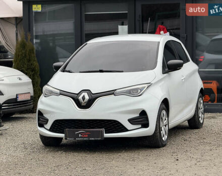 Белый Рено Зое, объемом двигателя 0 л и пробегом 85 тыс. км за 10999 $, фото 1 на Automoto.ua