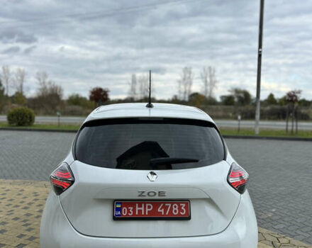 Білий Рено Зое, об'ємом двигуна 0 л та пробігом 95 тис. км за 11999 $, фото 10 на Automoto.ua