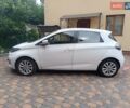 Белый Рено Зое, объемом двигателя 0 л и пробегом 130 тыс. км за 10350 $, фото 59 на Automoto.ua