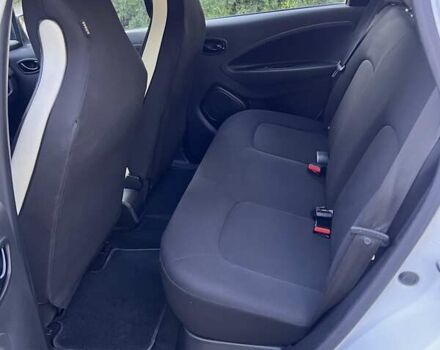 Рено Зое 2021 в Черновцах на Automoto.ua Белый Рено Зое, объемом двигателя 0 л и пробегом 70 тыс. км за 11999 $, фото 9 на Automoto.ua