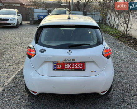 Белый Рено Зое, объемом двигателя 0 л и пробегом 29 тыс. км за 11999 $, фото 4 на Automoto.ua