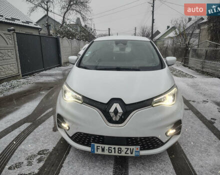 Белый Рено Зое, объемом двигателя 0 л и пробегом 50 тыс. км за 11999 $, фото 1 на Automoto.ua