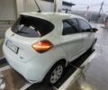 Белый Рено Зое, объемом двигателя 0 л и пробегом 95 тыс. км за 12000 $, фото 1 на Automoto.ua