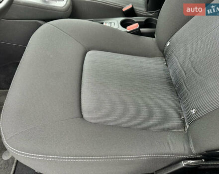 Рено Зое 2021 в Мукачеве на Automoto.ua Белый Рено Зое, объемом двигателя 0 л и пробегом 81 тыс. км за 11999 $, фото 37 на Automoto.ua