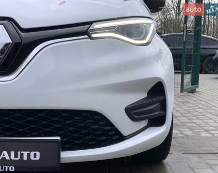 Білий Рено Зое, об'ємом двигуна 0 л та пробігом 124 тис. км за 11955 $, фото 6 на Automoto.ua