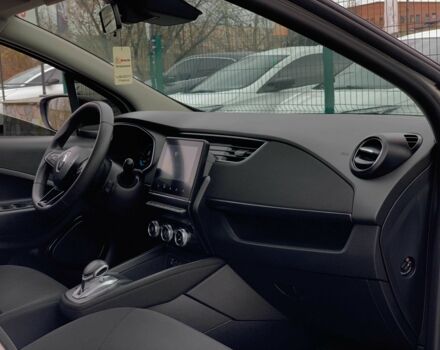 Белый Рено Зое, объемом двигателя 0 л и пробегом 124 тыс. км за 11955 $, фото 14 на Automoto.ua