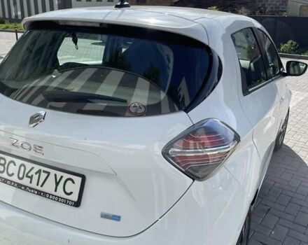 Белый Рено Зое, объемом двигателя 0 л и пробегом 31 тыс. км за 13800 $, фото 1 на Automoto.ua