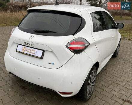 Білий Рено Зое, об'ємом двигуна 0 л та пробігом 132 тис. км за 11400 $, фото 5 на Automoto.ua