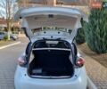 Белый Рено Зое, объемом двигателя 0 л и пробегом 34 тыс. км за 12250 $, фото 12 на Automoto.ua