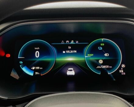 Белый Рено Зое, объемом двигателя 0 л и пробегом 124 тыс. км за 11955 $, фото 18 на Automoto.ua