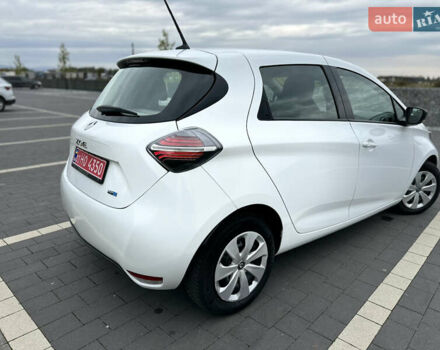 Рено Зое 2021 в Мукачеве на Automoto.ua Белый Рено Зое, объемом двигателя 0 л и пробегом 81 тыс. км за 11999 $, фото 9 на Automoto.ua
