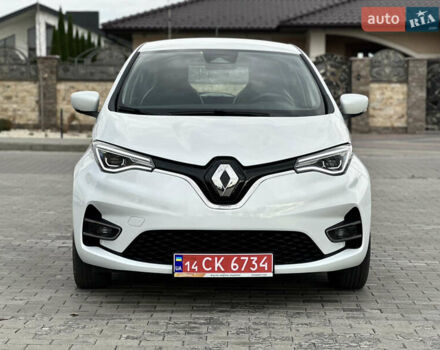 Белый Рено Зое, объемом двигателя 0 л и пробегом 106 тыс. км за 11300 $, фото 2 на Automoto.ua