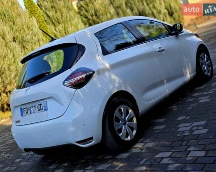 Білий Рено Зое, об'ємом двигуна 0 л та пробігом 57 тис. км за 11900 $, фото 7 на Automoto.ua