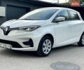 Белый Рено Зое, объемом двигателя 0 л и пробегом 57 тыс. км за 12300 $, фото 1 на Automoto.ua