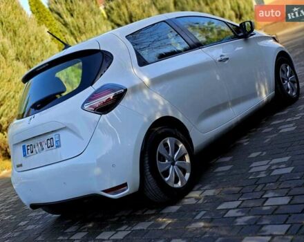 Белый Рено Зое, объемом двигателя 0 л и пробегом 57 тыс. км за 12700 $, фото 9 на Automoto.ua