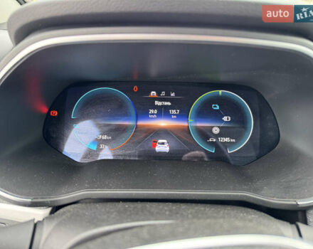 Белый Рено Зое, объемом двигателя 0 л и пробегом 12 тыс. км за 13400 $, фото 14 на Automoto.ua