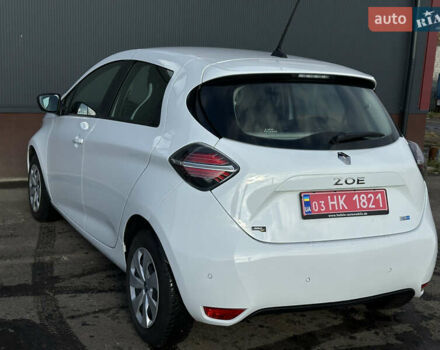 Белый Рено Зое, объемом двигателя 0 л и пробегом 21 тыс. км за 12100 $, фото 32 на Automoto.ua
