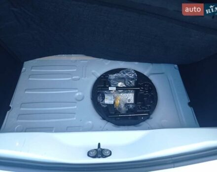 Белый Рено Зое, объемом двигателя 0 л и пробегом 110 тыс. км за 11625 $, фото 10 на Automoto.ua